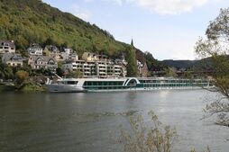 Flusskreuzfahrtschiff auf der Mosel – Schiffsreisen mit Busanreise von BOHR